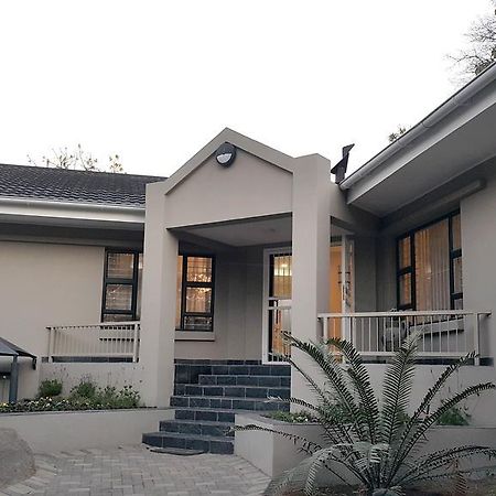 Vineyard On The Hill Hotel Mbombela ภายนอก รูปภาพ